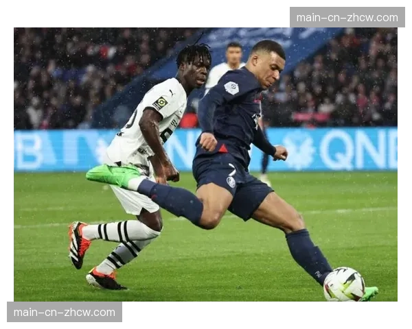 巴黎圣日耳曼主场1-0小胜马竞，姆巴佩攻入制胜球